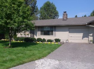 1528 SE Riviera Dr, Bend, OR 97702