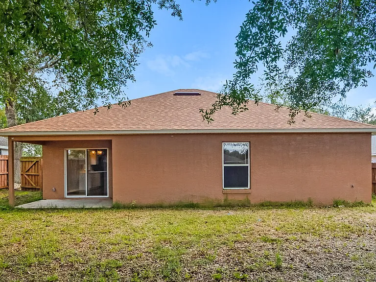 10233 Patrick Dr — Photo 16
