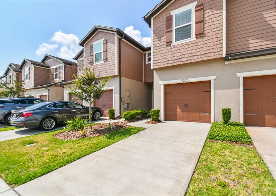 1st image of 9225 HILLCROFT DRIVE
