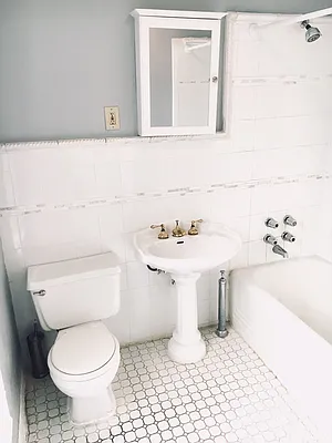 Rented by Flateau Realty | media 5