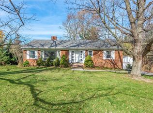 2640 W Sprague Rd, Cleveland, OH 44134