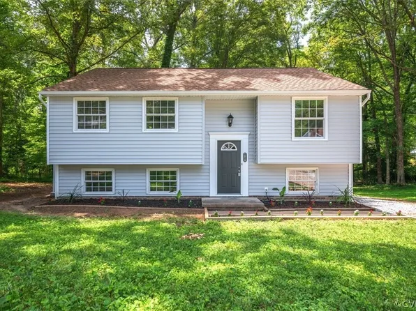 1019 Sonnet Hill Dr, North Chesterfield, VA 23236