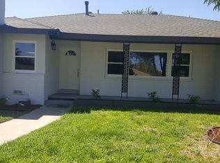 1464 N Mulberry Ave, Rialto, CA 92376