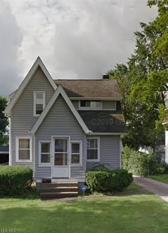 19814 Mountville Dr photo 1