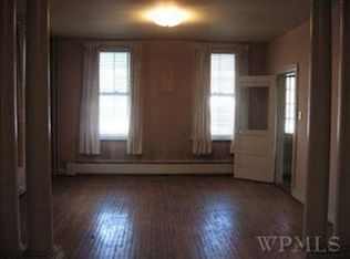 35 Prospect St, Wappingers Falls, NY 12590