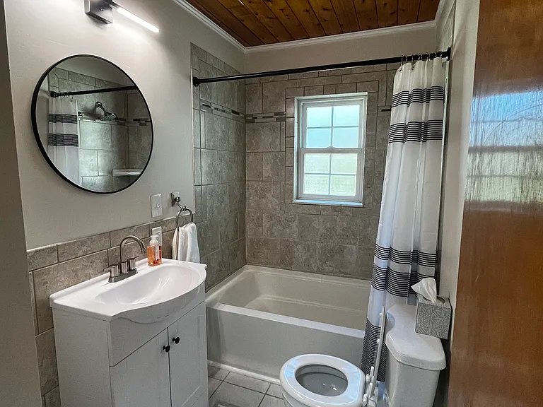 139 Edwards Rd — Photo 3
