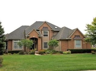 4285 Lake Forest Dr W, Ann Arbor, MI 48108