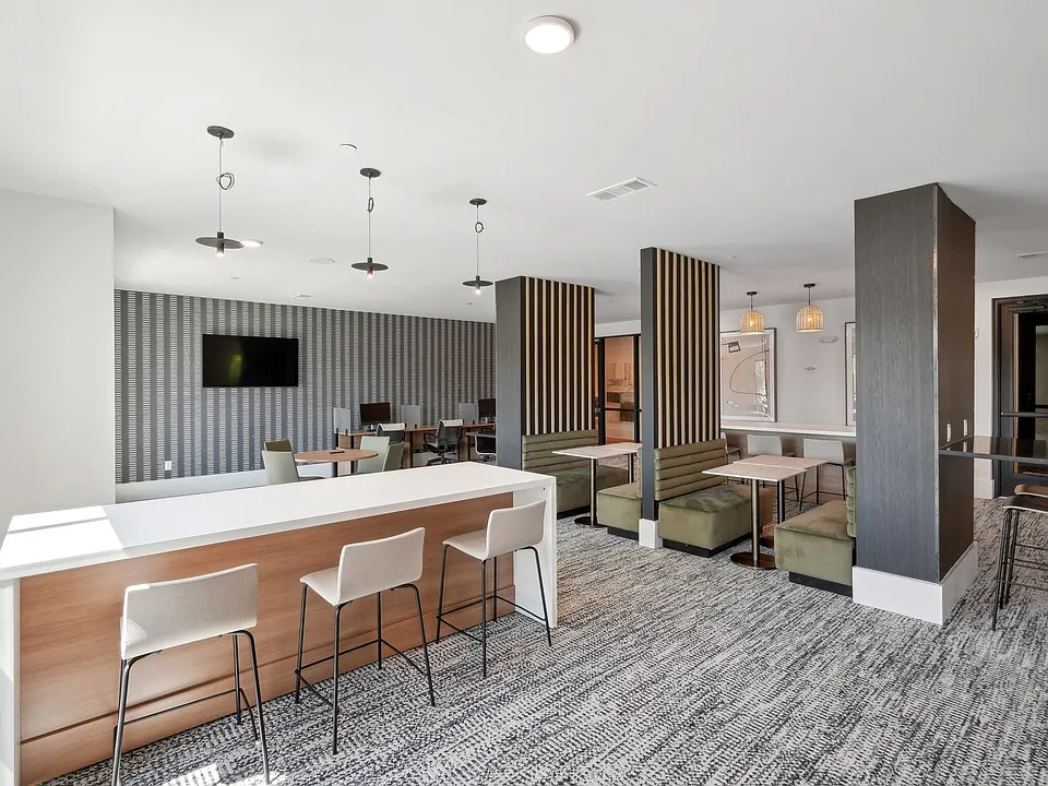 Coworking Lounge - Free professional workspace with computers and printer. Work remotely without paying for a coworking membership.