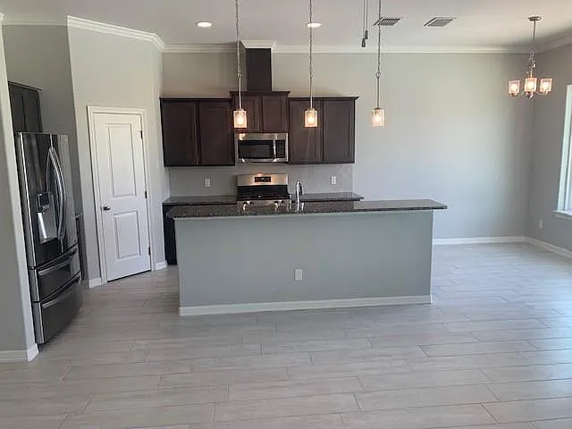 1538 Oak Hill Dr — Photo 5
