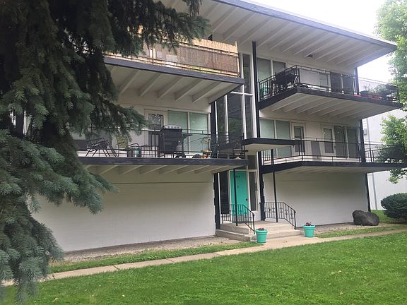 2nd image of 7444 Franklin St APT 2NE