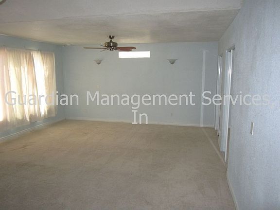 4th image of 609 W Montoya Ln