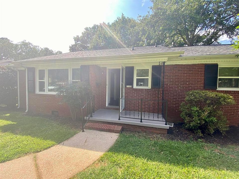 1st image of 1133 Roanoke Ave