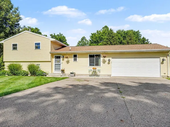 795 Autumn Dr, Otsego, MI 49078