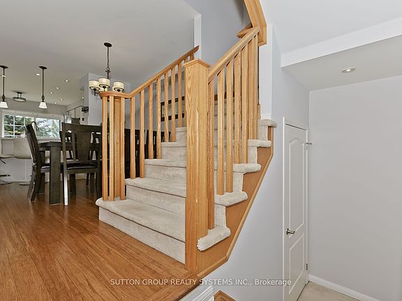 5th image of 777 Shortreed Cres
