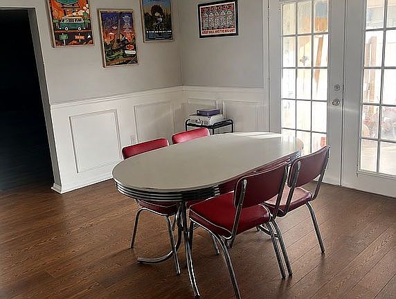 3rd image of 100 Tennessee Ave