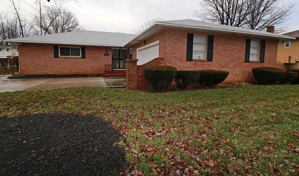 2688 Kenview Rd S photo 1