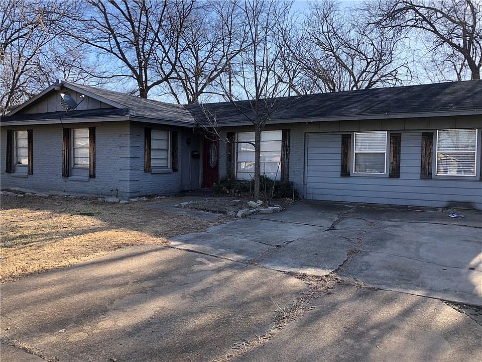 1st image of 2628 Linhaven Dr