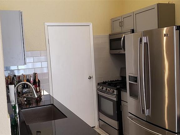 3rd image of 5208 Beaverhill Dr