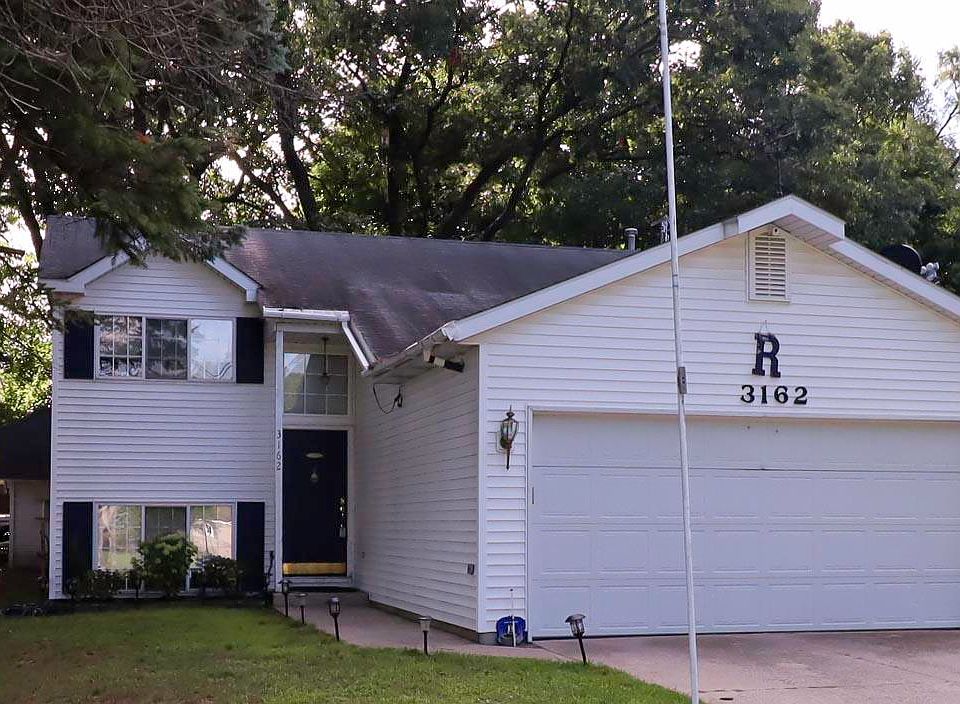 1st image of 3162 Morley Ave NE