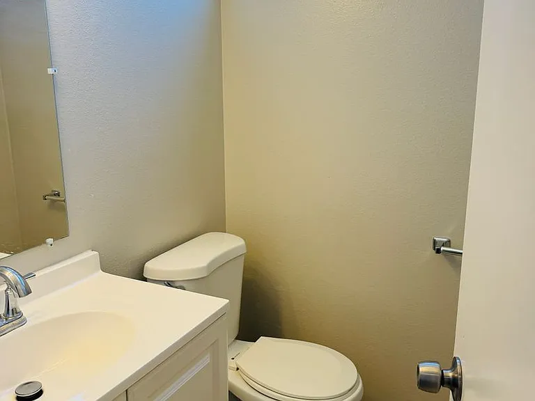 9242 Park St — Photo 7