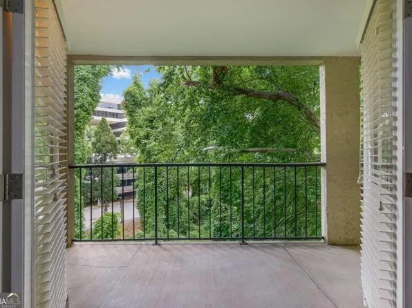 3655 Habersham Rd NE APT B240, Atlanta, GA 30305