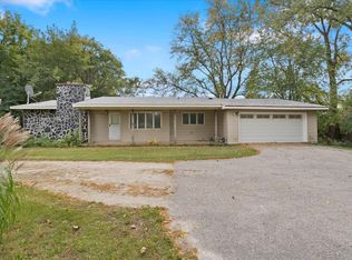 23675 W Milton Rd, Wauconda, IL 60084