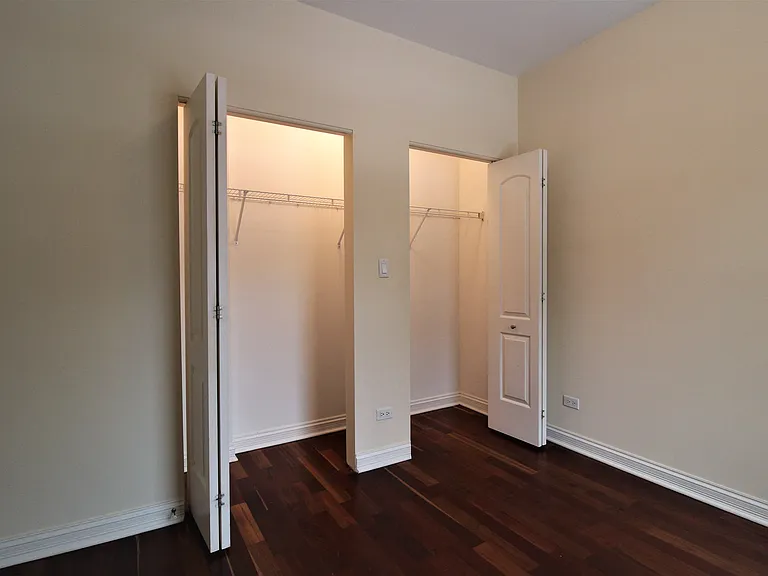 4321-23 N Tripp Ave — Photo 17