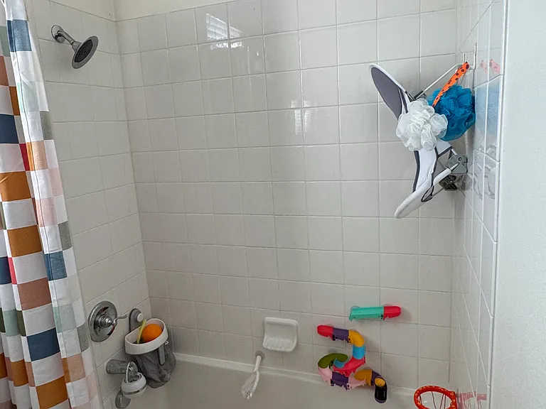 441 S Glendora Ave — Photo 28