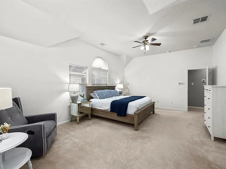 10822 Cornwall Ln — Photo 24
