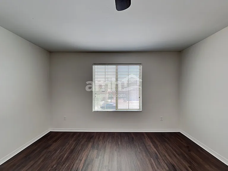 136 W Camino Fuste — Photo 11