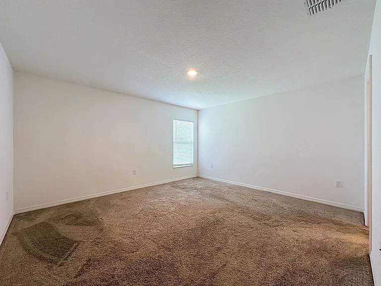 1407 Hillsborough Way — Photo 18