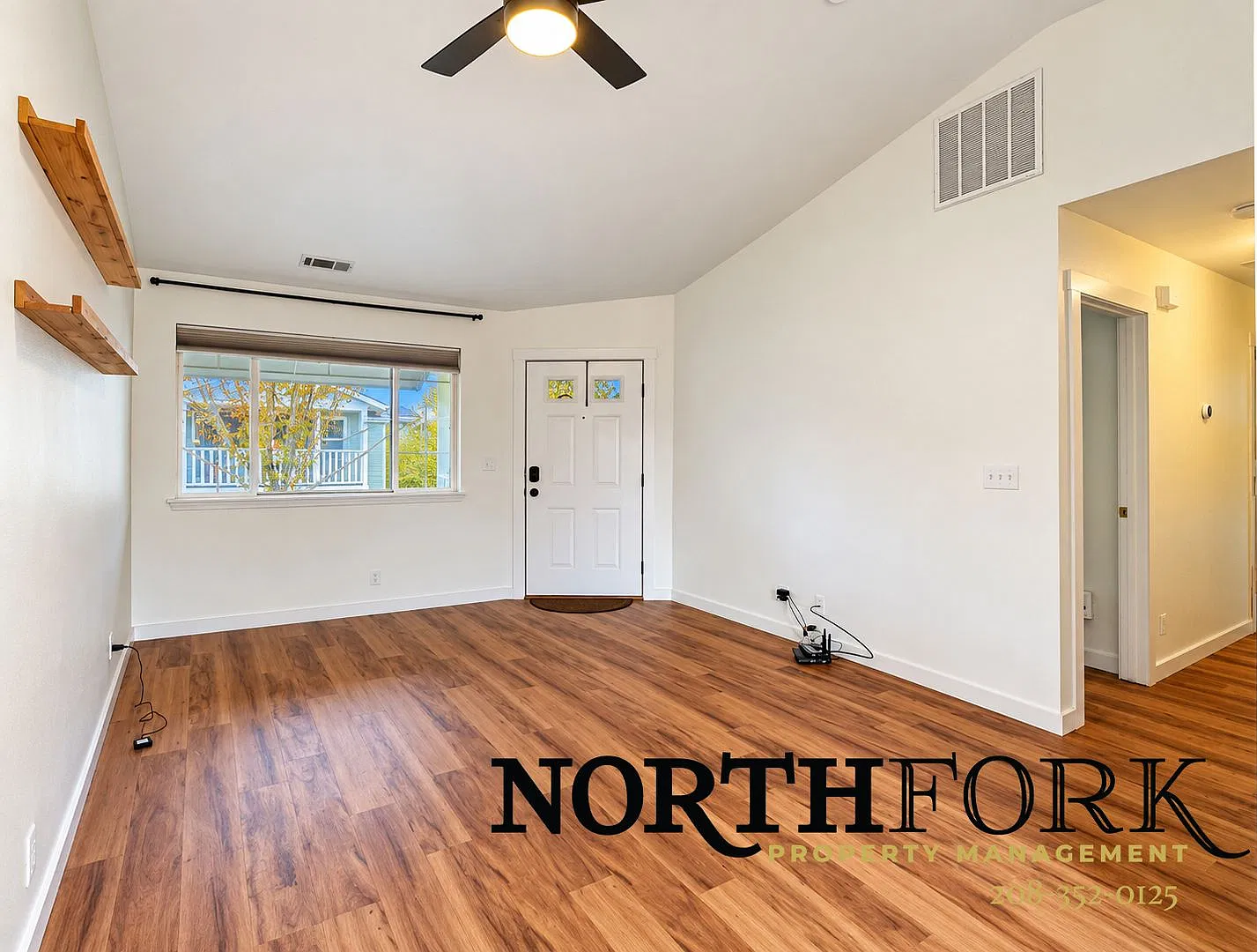 Charming Eagle Living | 2 Bed, 2 Bath Condo — Photo 3