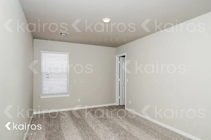 905 NW 4th St — Photo 6