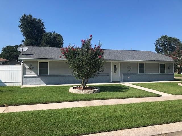 1st image of 429 Evergreen Dr