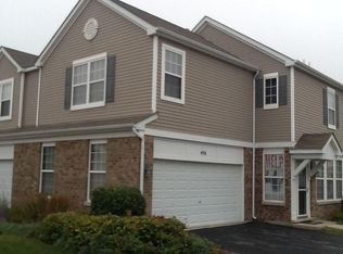 498 Brookside Dr, Oswego, IL 60543