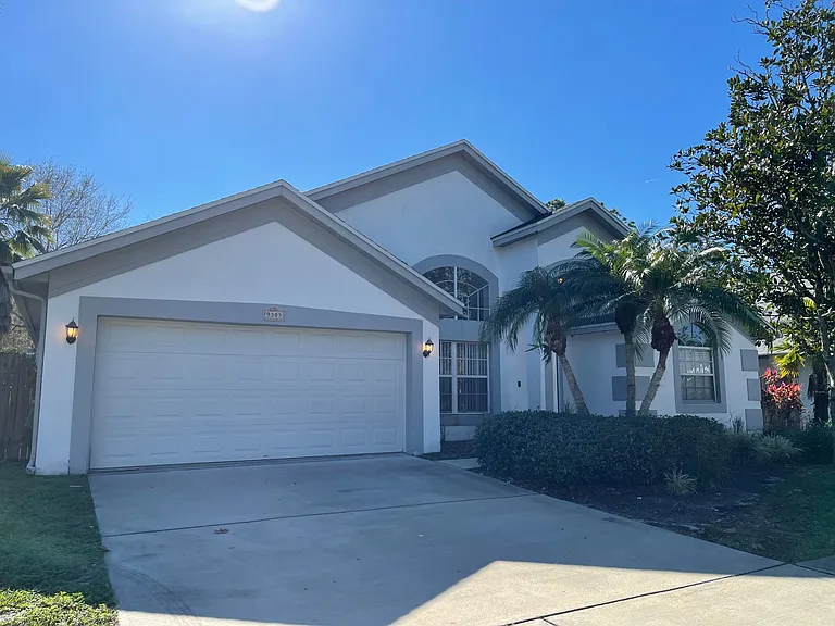 9303 Rockrose Dr — Photo 4