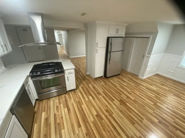 210 6th St #C, Leominster, MA 01453