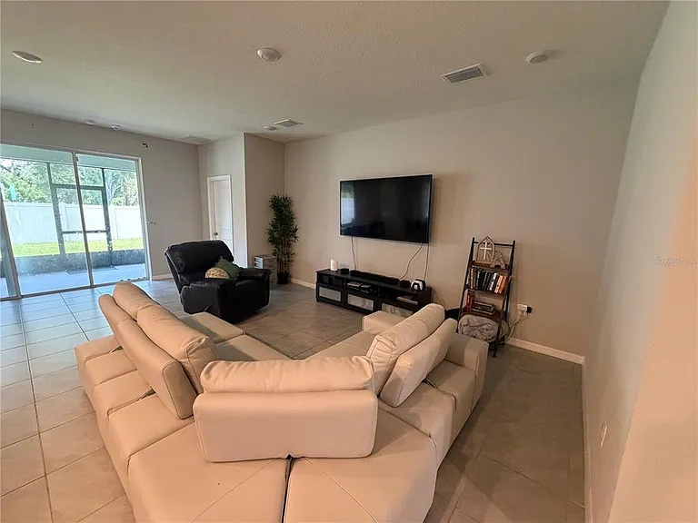 3747 Capri Coast Dr — Photo 8