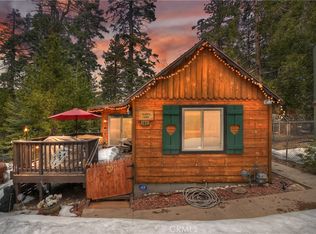 31682 Valley View Dr, Running Springs, CA 92382