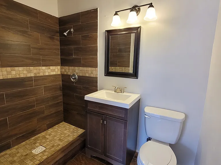 3804 Nations Ave — Photo 9