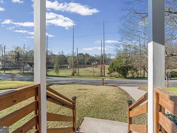 2nd image of 1747 Cascade Ter SW