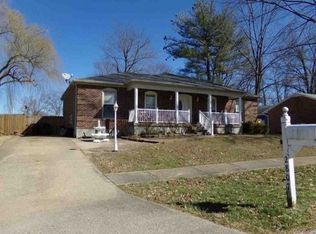 2807 Winterhaven Rd, Louisville, KY 40220