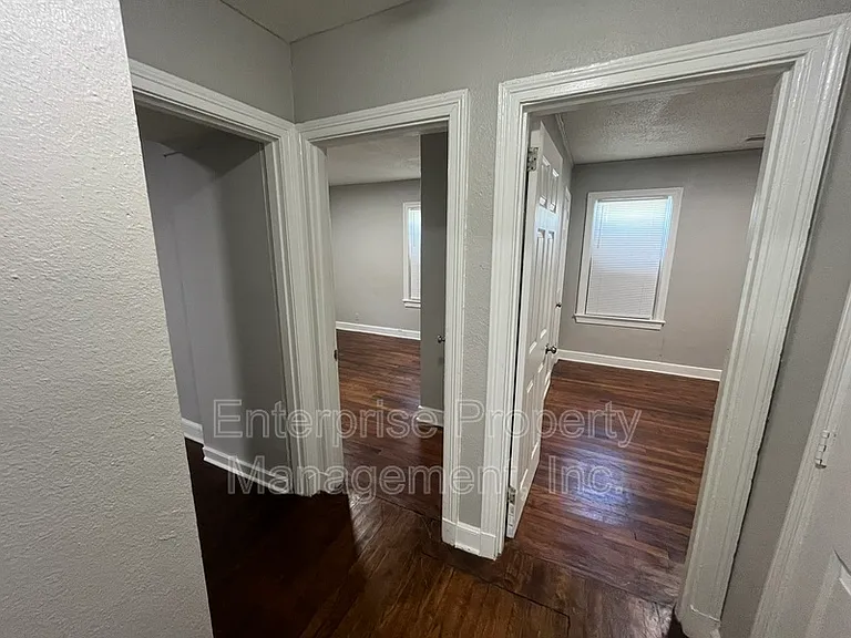 2447 Twain Ave — Photo 14