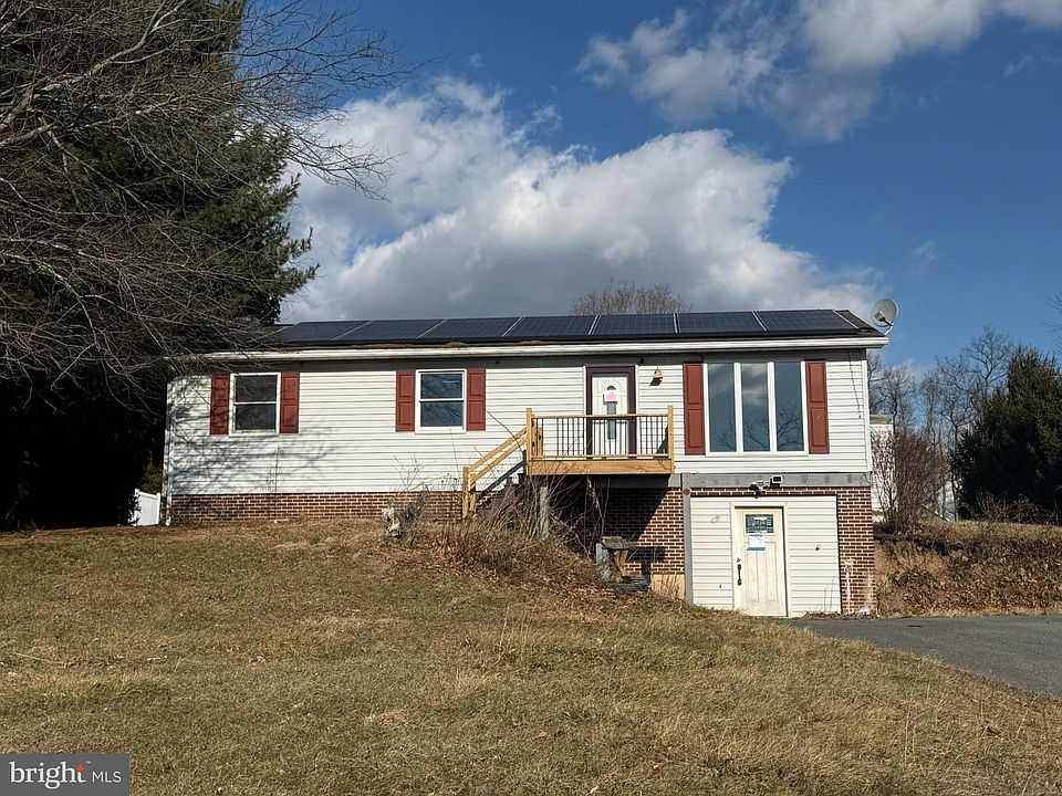 1st image of 15 Sharon Dr