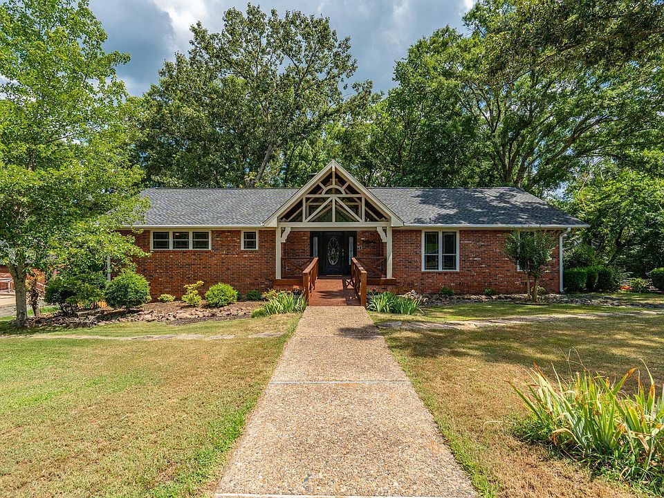 1st image of 210 Quail Creek Rd