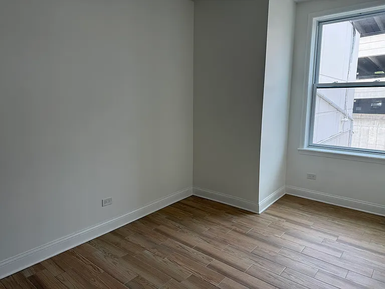 222 N Genesee St #205 — Photo 6