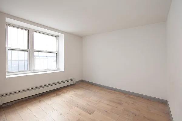 Rented by R New York | media 28