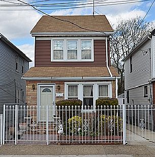 1st image of 11131 120th St