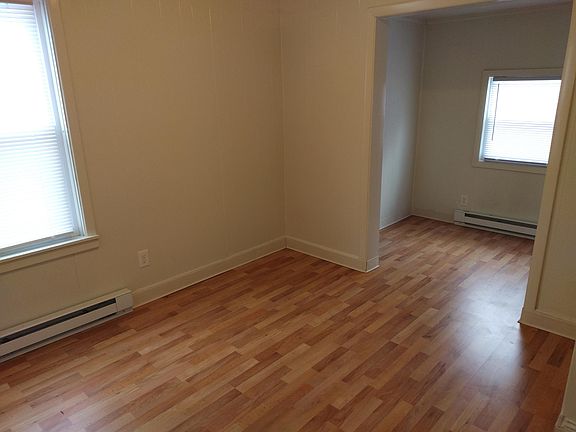 4th image of 55 Saint Germaine Ct #A