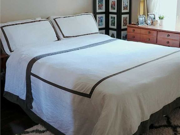 5th image of 54 E Liberty St #1012